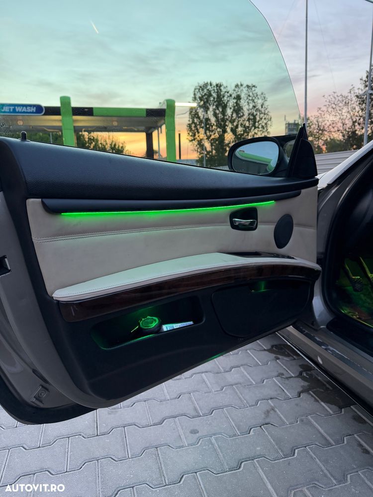 BMW Seria 3 320d - 11