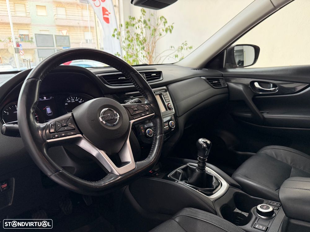 Nissan X-Trail 2.0 DCi Tekna Pele C.4x4-i - 14