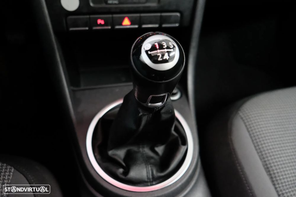 VW New Beetle 1.6 TDI DPF CUP - 13