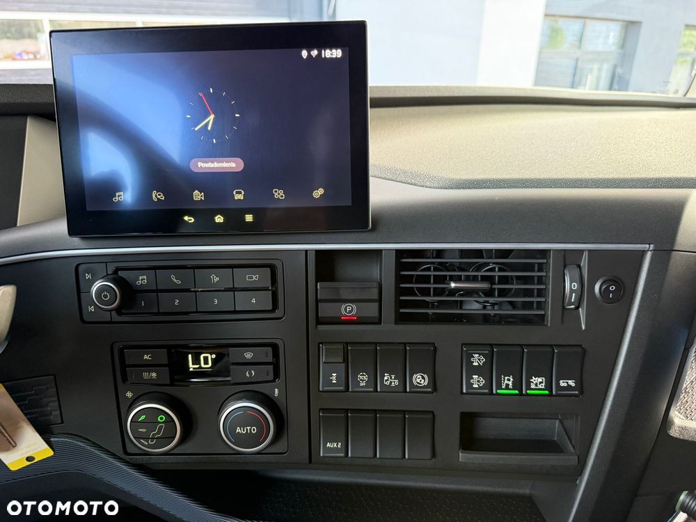 Volvo FH500 /EURO6/FULL LED/NAVI/KLIMA.POSTOJOWA/SPROWADZONY - 33