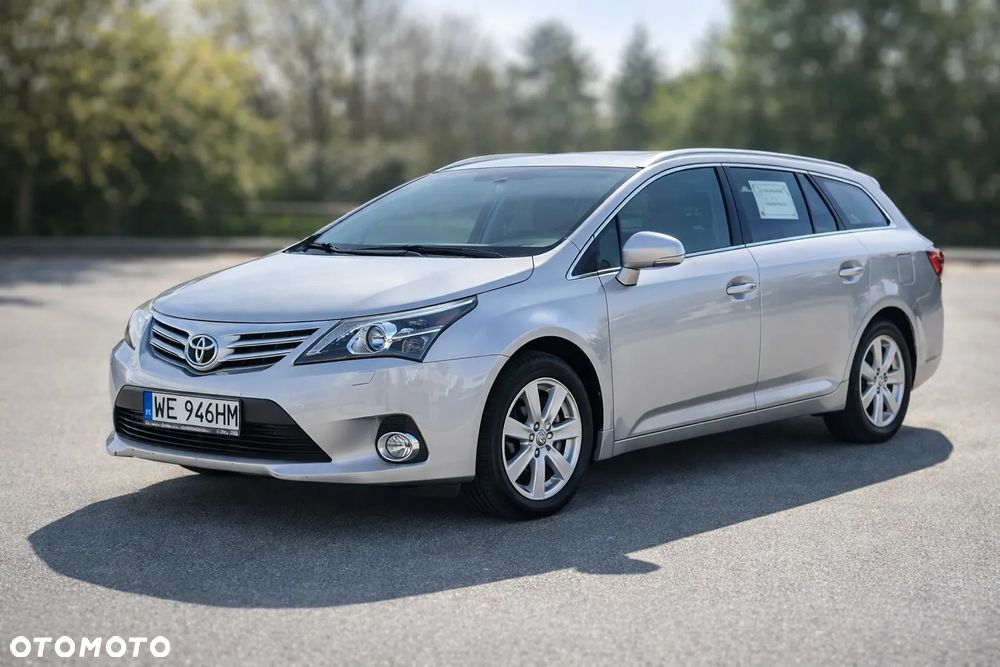 Toyota Avensis 2.0 D-4D Style - 1