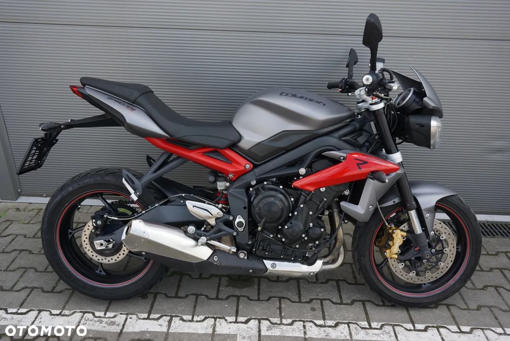 Triumph Street Triple - 3