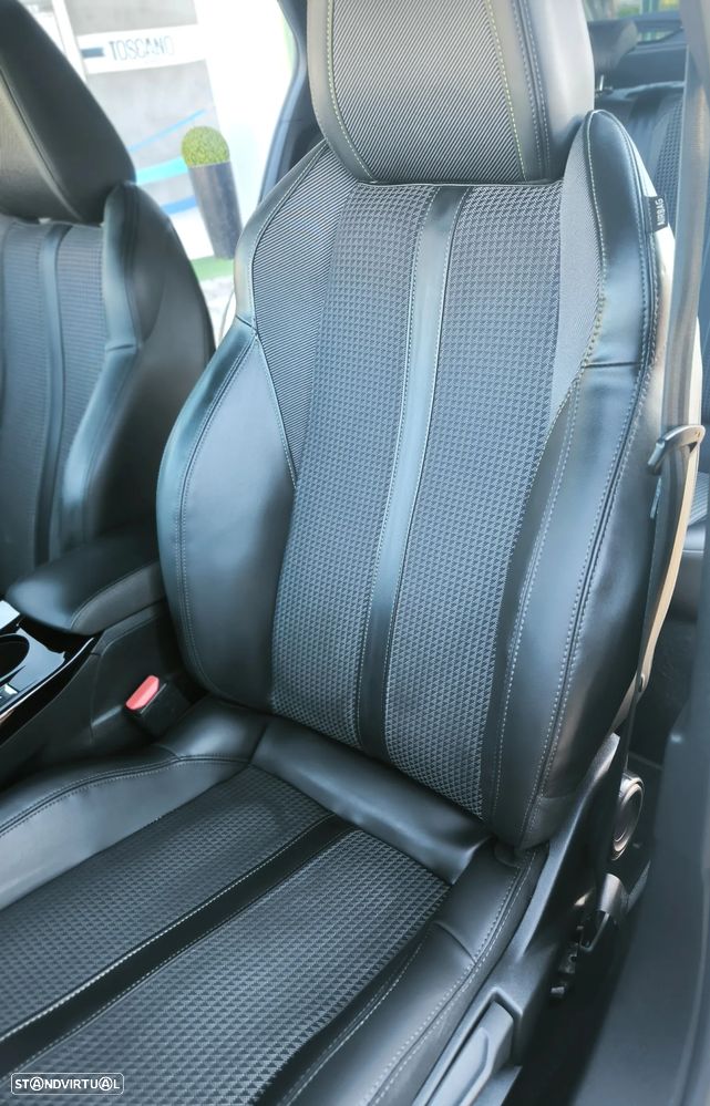 Peugeot 2008 1.2 PureTech GT Line EAT8 - 11