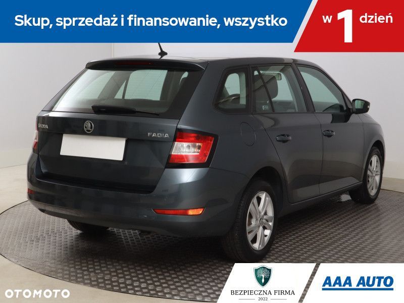 Skoda Fabia - 7