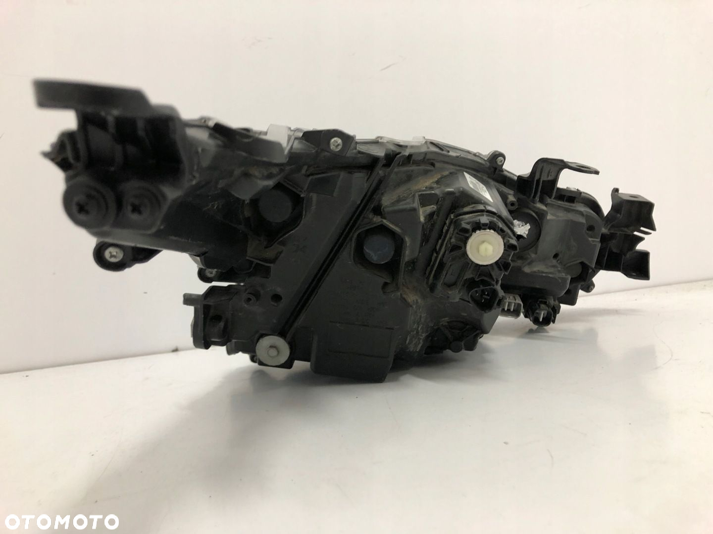 TOYOTA COROLLA E21 19- SEDAN LAMPA FULL LED LEWY PRZÓD 81150-02T51-00 - 4