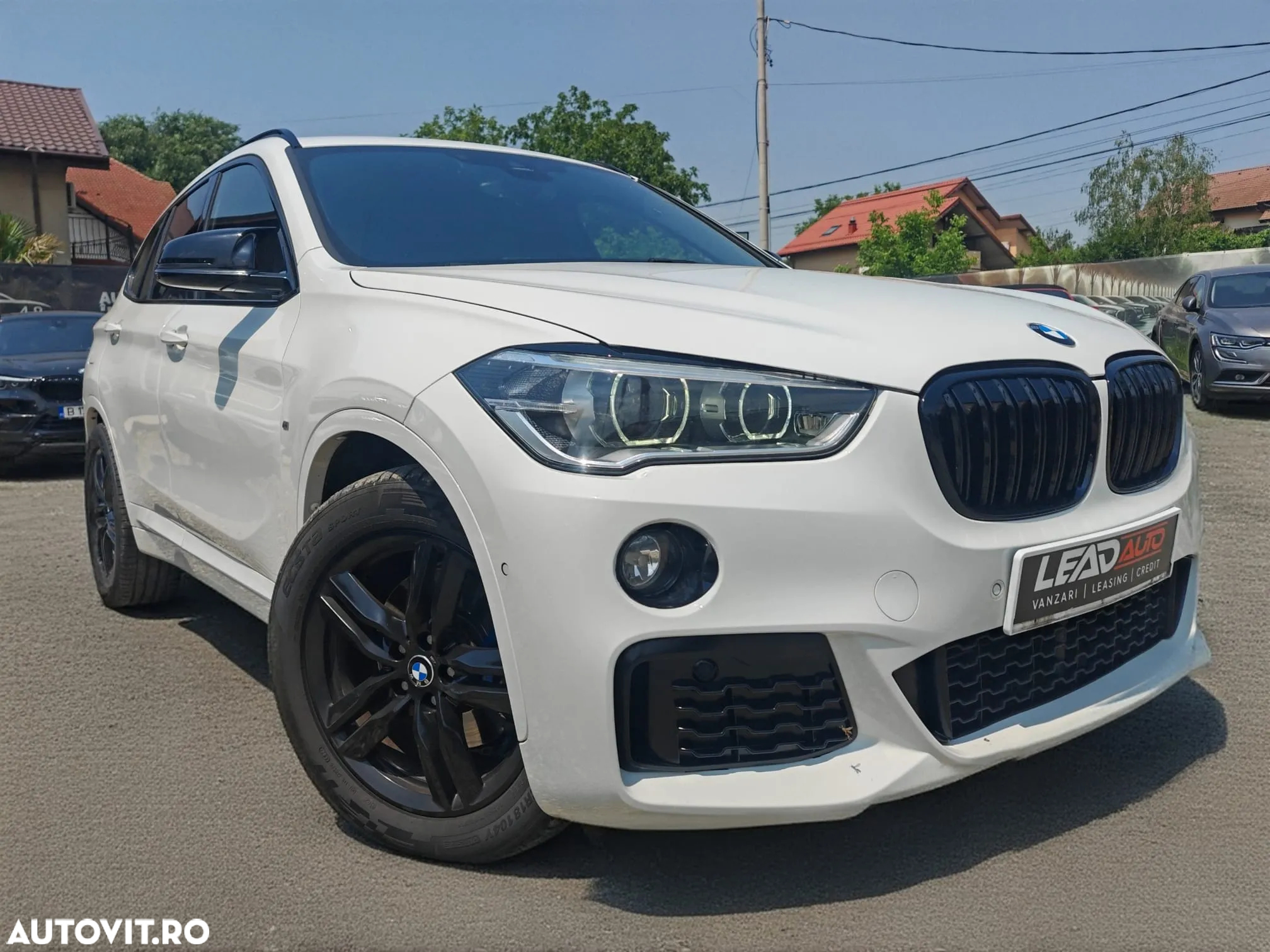 BMW X1 xDrive20i AT M Sport - 2