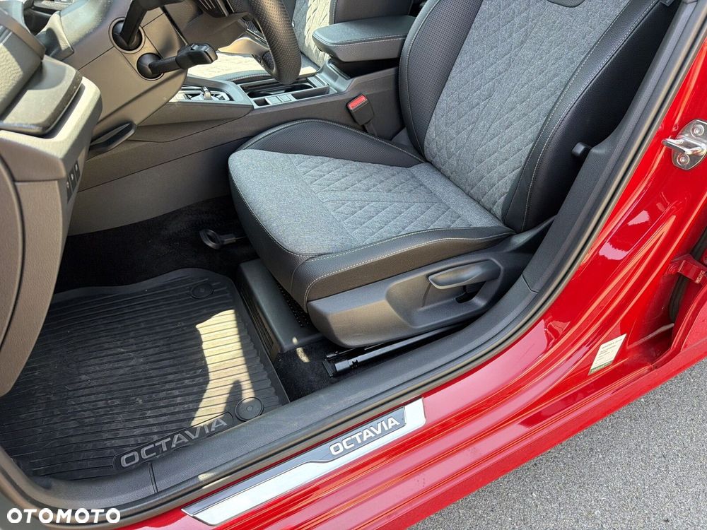 Skoda Octavia 1.5 TSI mHEV Sportline DSG - 13