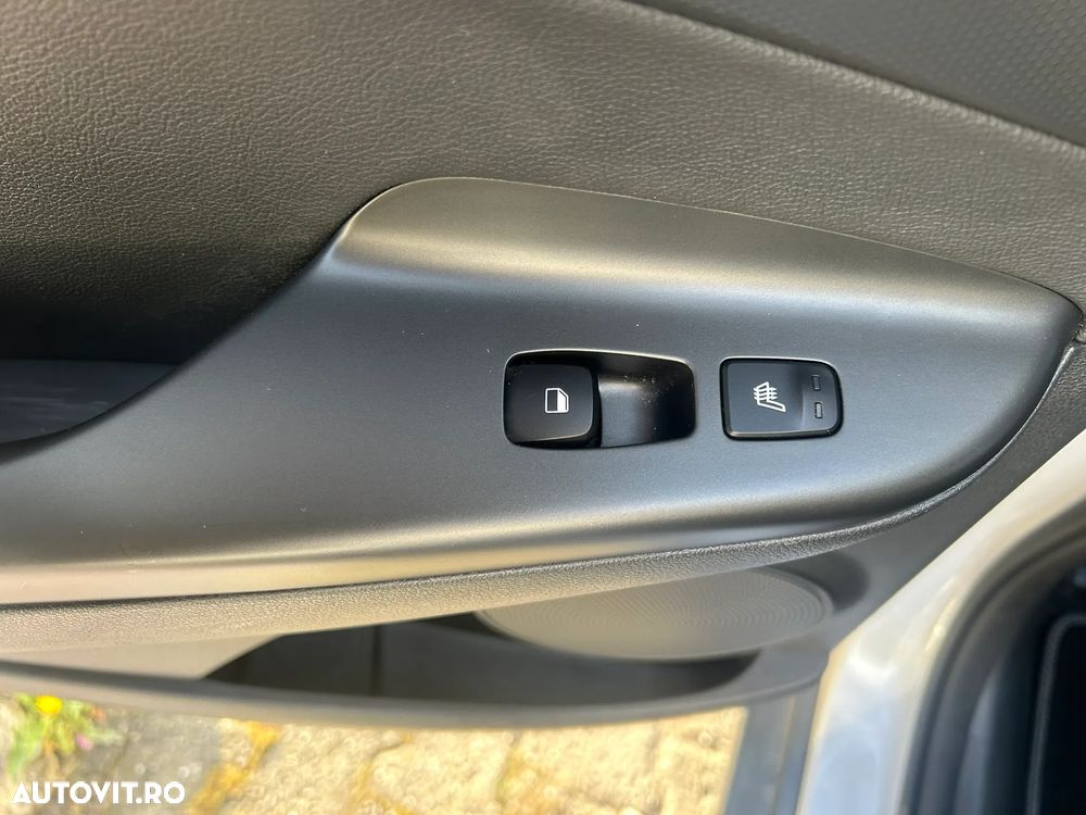 Hyundai KONA Premium - 19