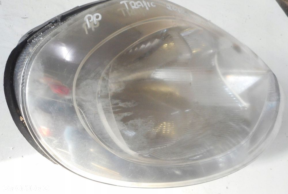 renault traffic ii 07r lampa prawa przód - 11
