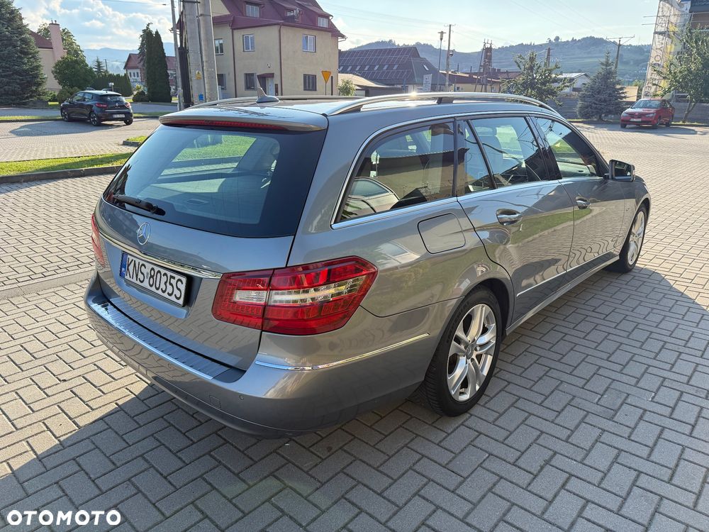 Mercedes-Benz Klasa E 220 CDI DPF BlueEFFICIENCY Automatik Avantgarde - 7