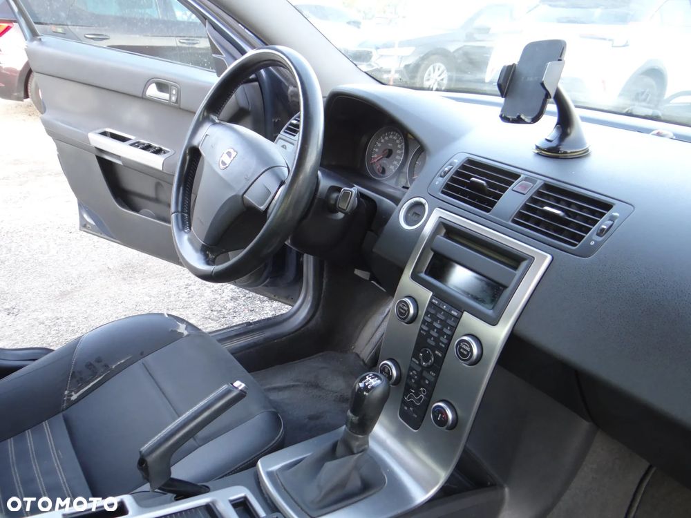 Volvo S40 2.0D - 6