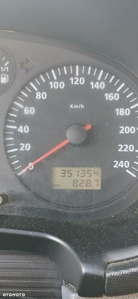 Seat Toledo 1.9 TDI Stella Emocion - 8