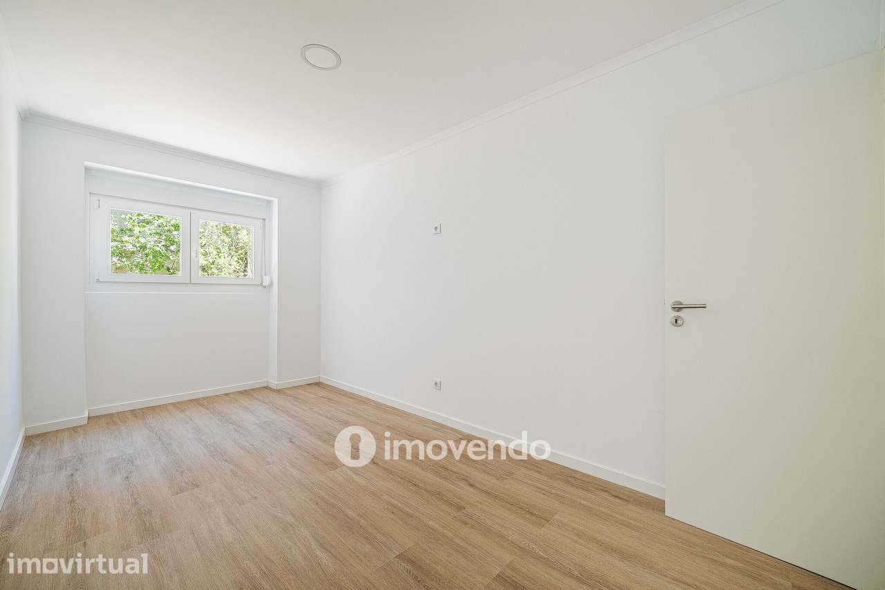 Apartamento T1 remodelado e com cozinha equipada, em Entrecampos - Grande imagem: 3/44