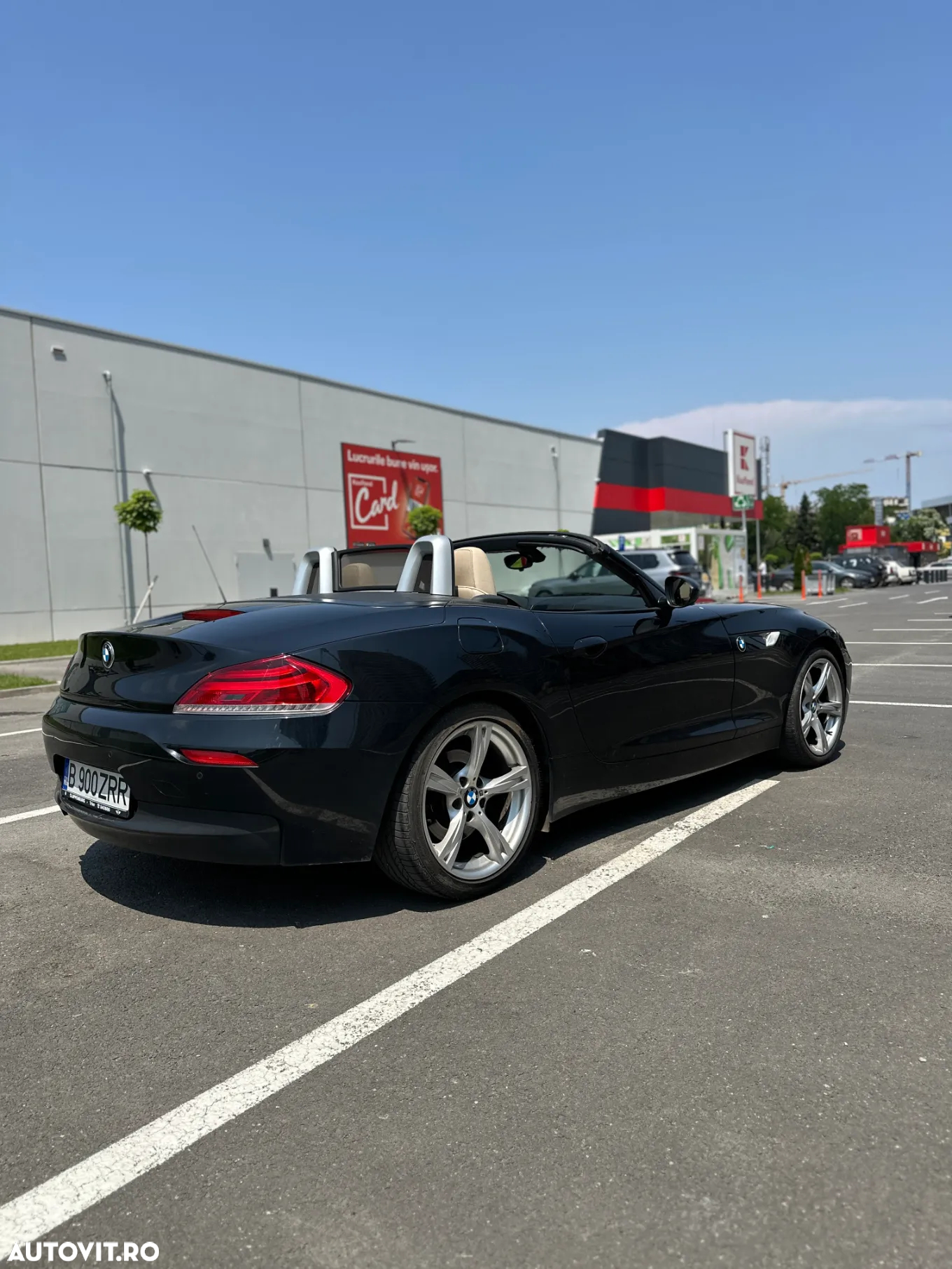 BMW Z4 sDrive28i - 10