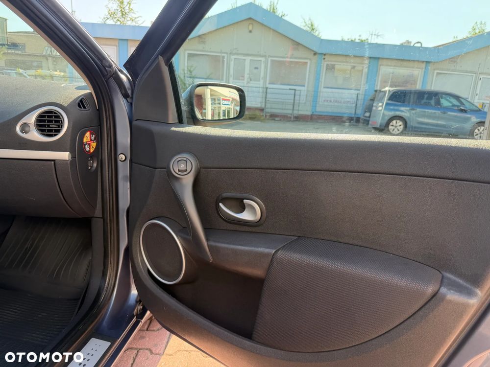 Renault Clio 1.2 TCE Authentique - 27