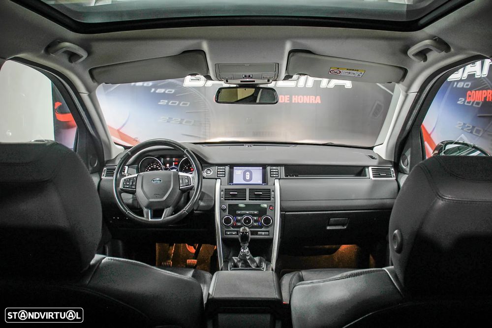 Land Rover Discovery Sport 2.0 eD4 SE - 3