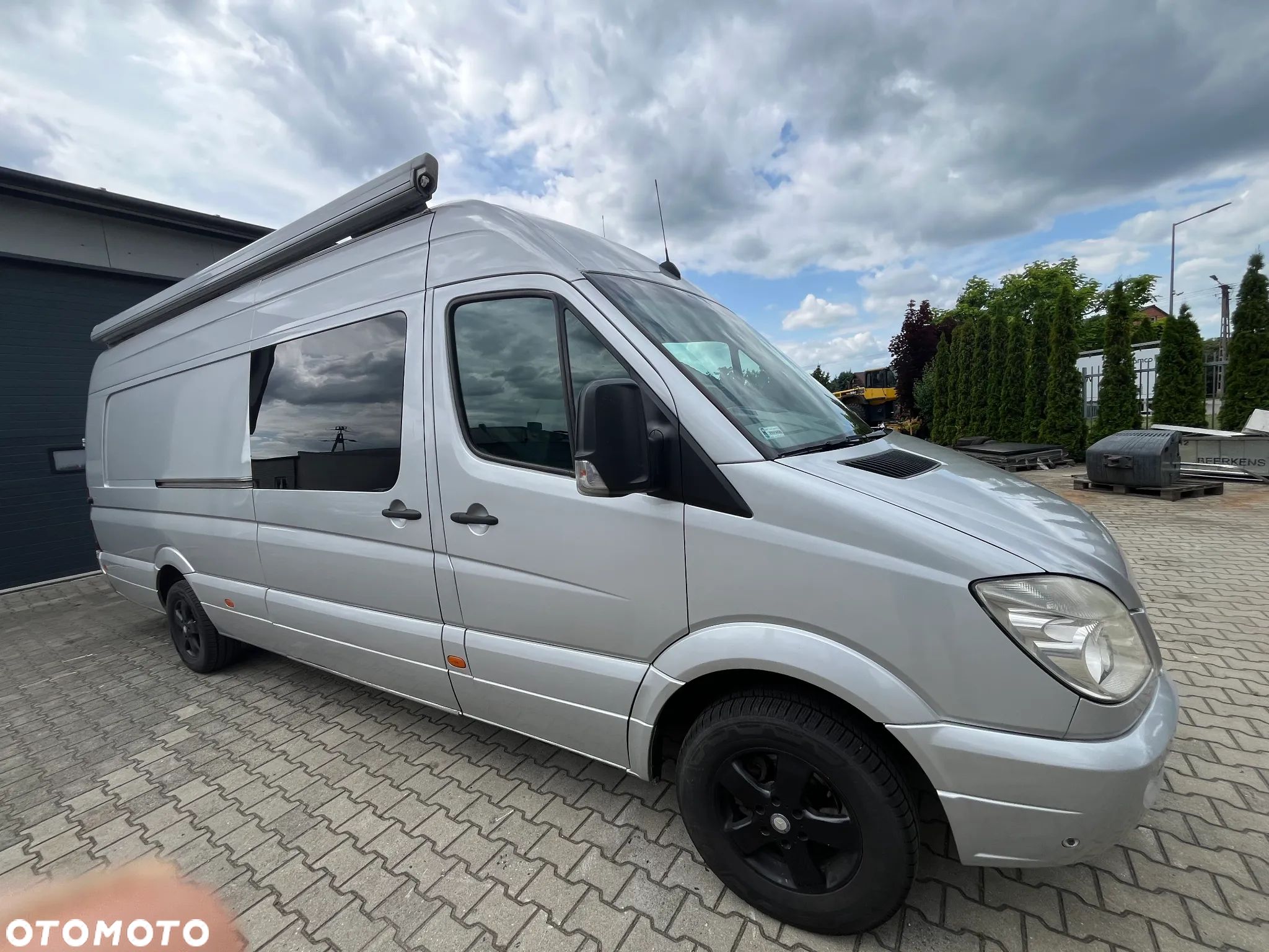 Mercedes-Benz SPRINTER - 1