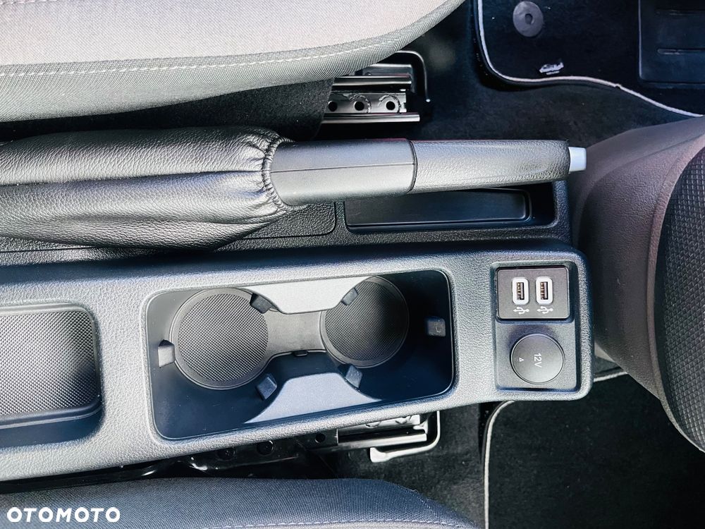 Ford Tourneo Connect - 30