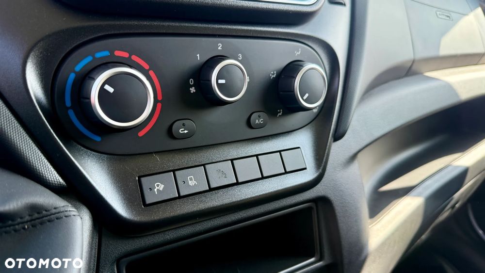 Iveco Daily 3.0 Wyprzedaż manual Hak - 12