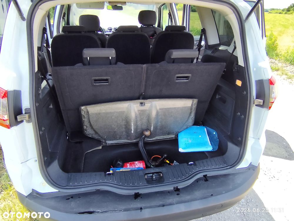 Ford S-Max 2.0 TDCi DPF Champions Edition - 16