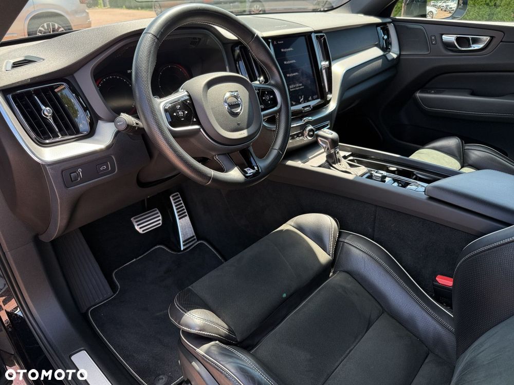 Volvo XC 60 D4 SCR R-Design - 9