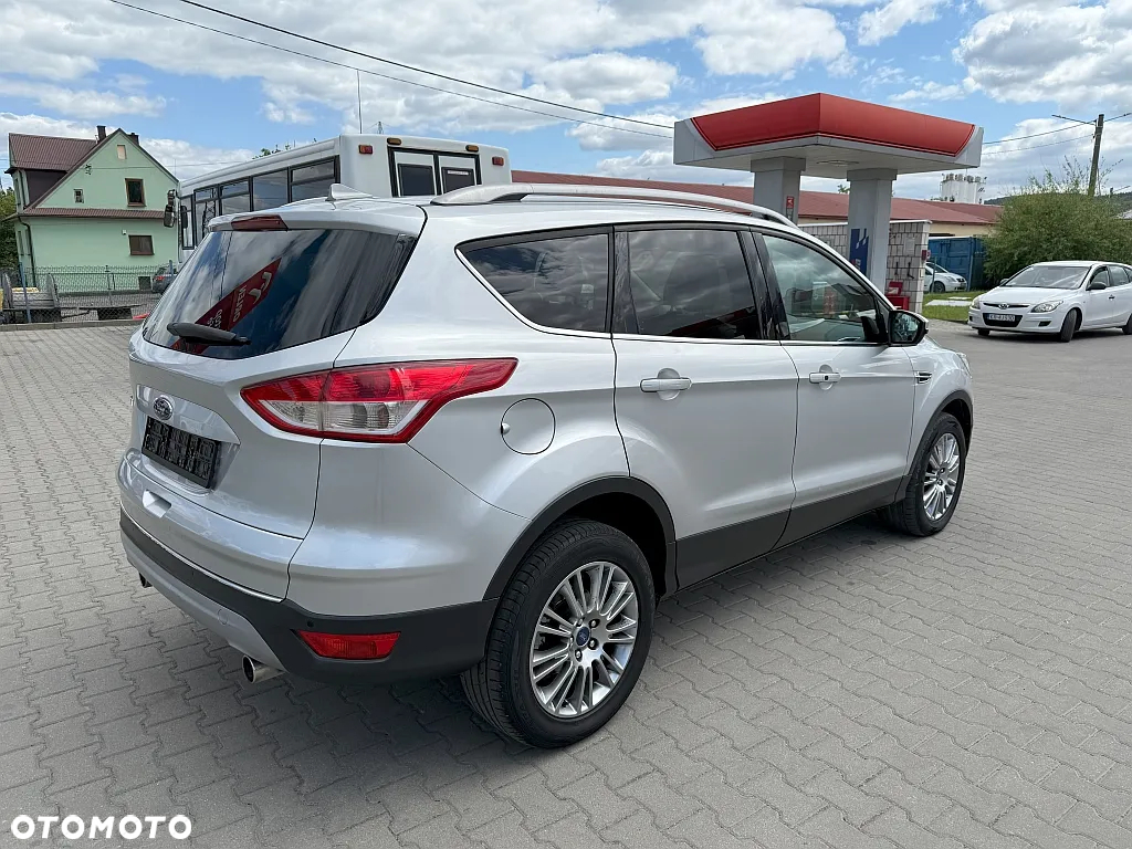 Ford Kuga 2.0 TDCi 4WD Titanium - 4