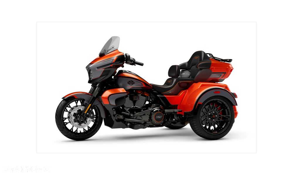 Harley-Davidson Street Glide Trike - 7