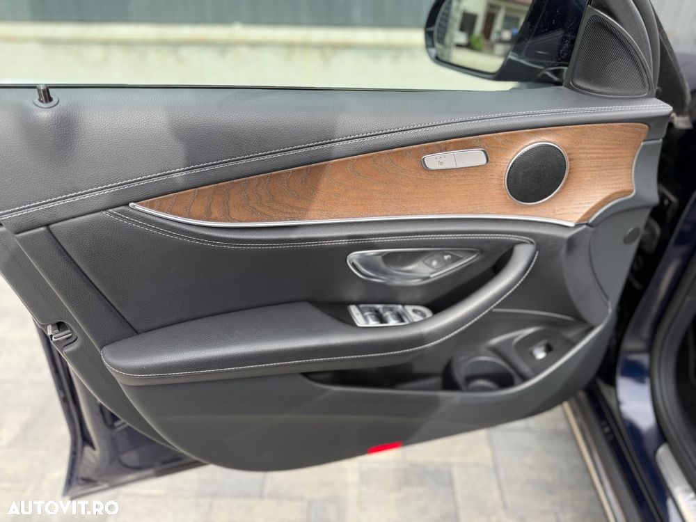 Mercedes-Benz E 220 d All-Terrain 4MATIC Aut. - 23