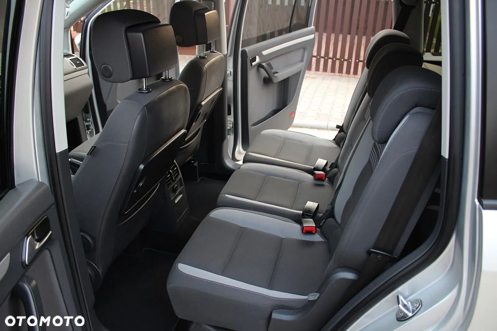 Volkswagen Touran 2.0 TDI DPF Life - 15