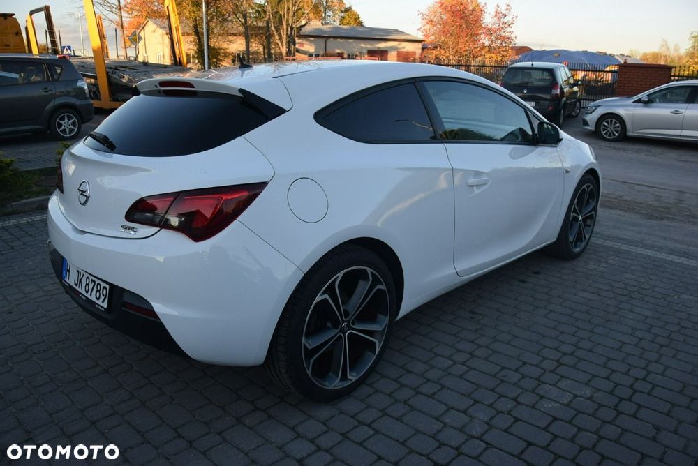 Opel Astra - 11