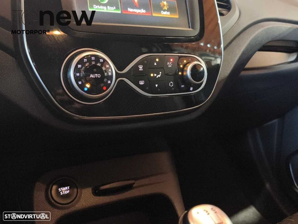 Renault Captur 0.9 TCE Exclusive XMOD - 22