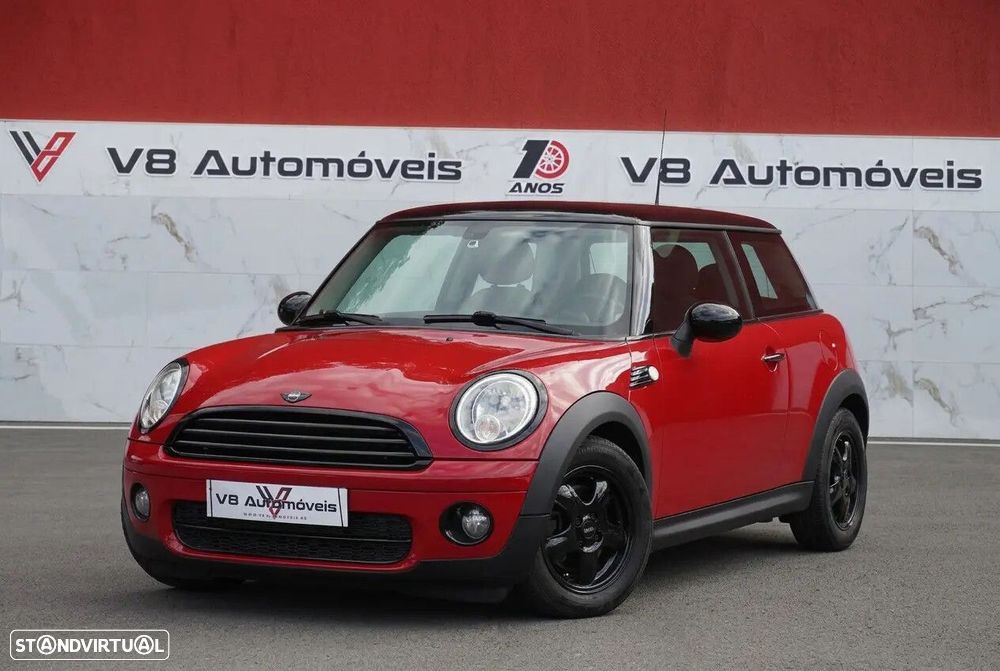 MINI 3 Portas Cooper D - 2