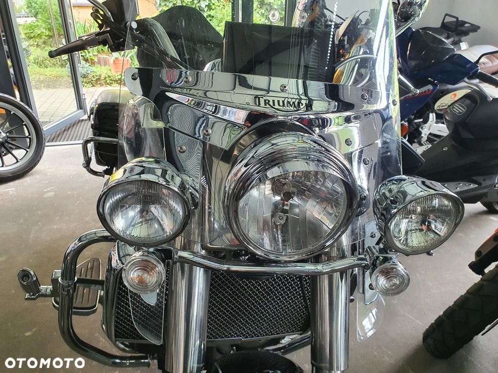 Triumph Rocket - 8