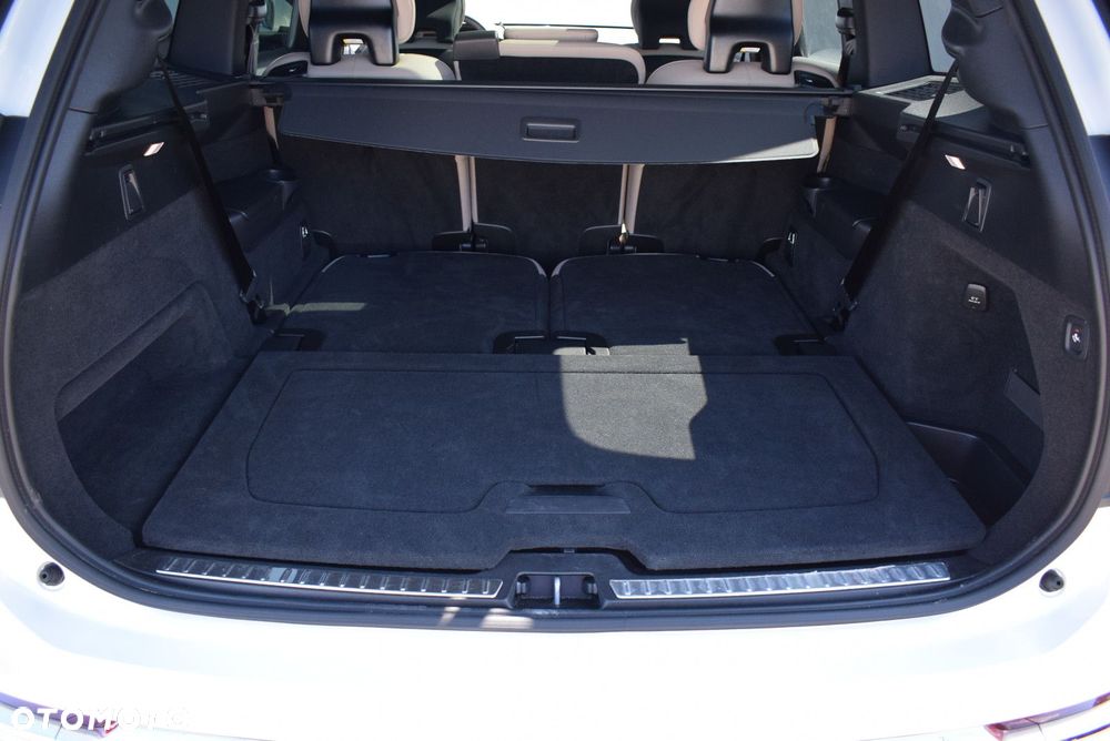 Volvo XC 90 - 27