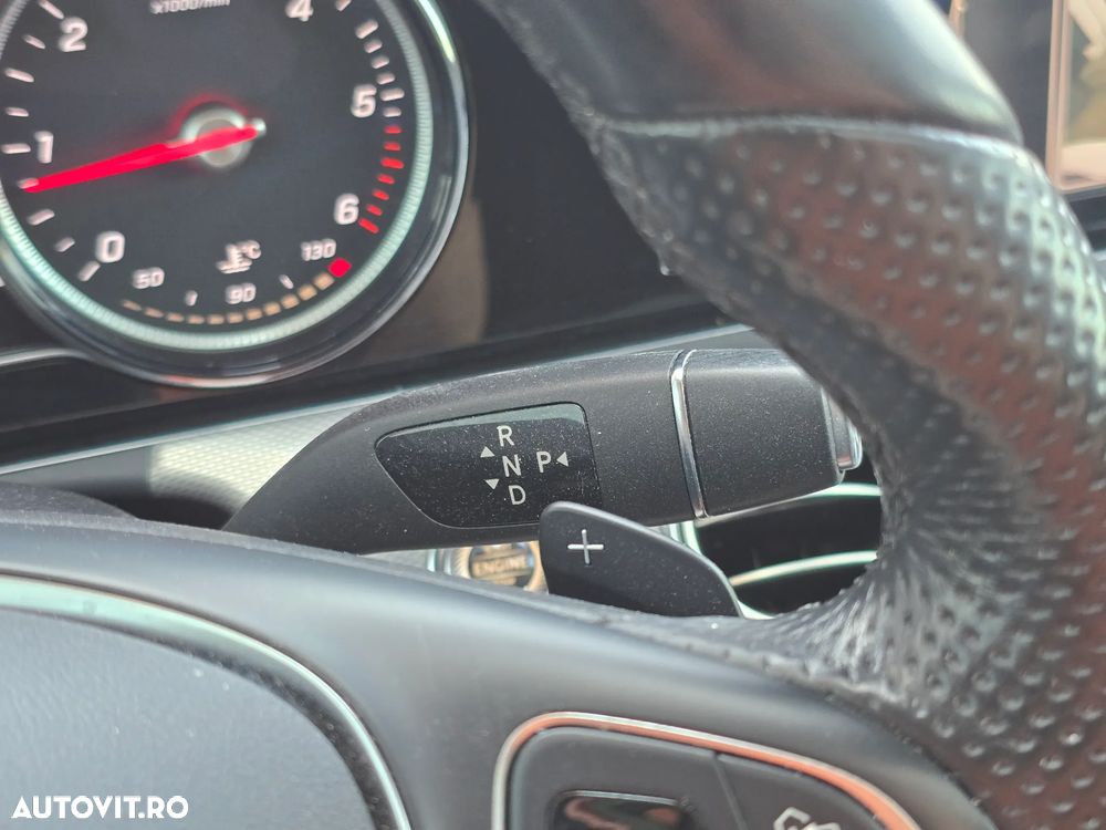 Mercedes-Benz E - 25
