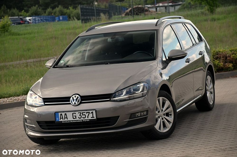 Volkswagen Golf - 3