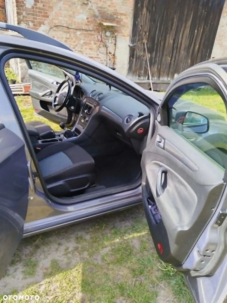 Ford Mondeo - 2