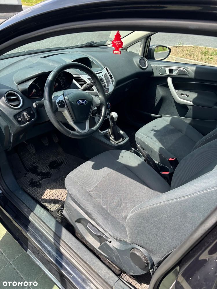 Ford Fiesta - 6
