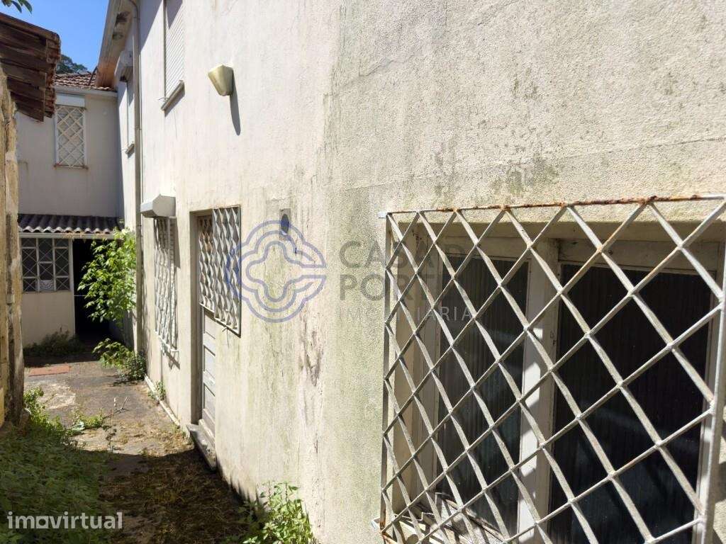 Moradia para remodelar em pleno Monte dos Burgos - Grande imagem: 5/10