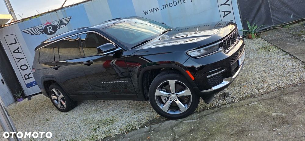 Jeep Grand Cherokee - 11