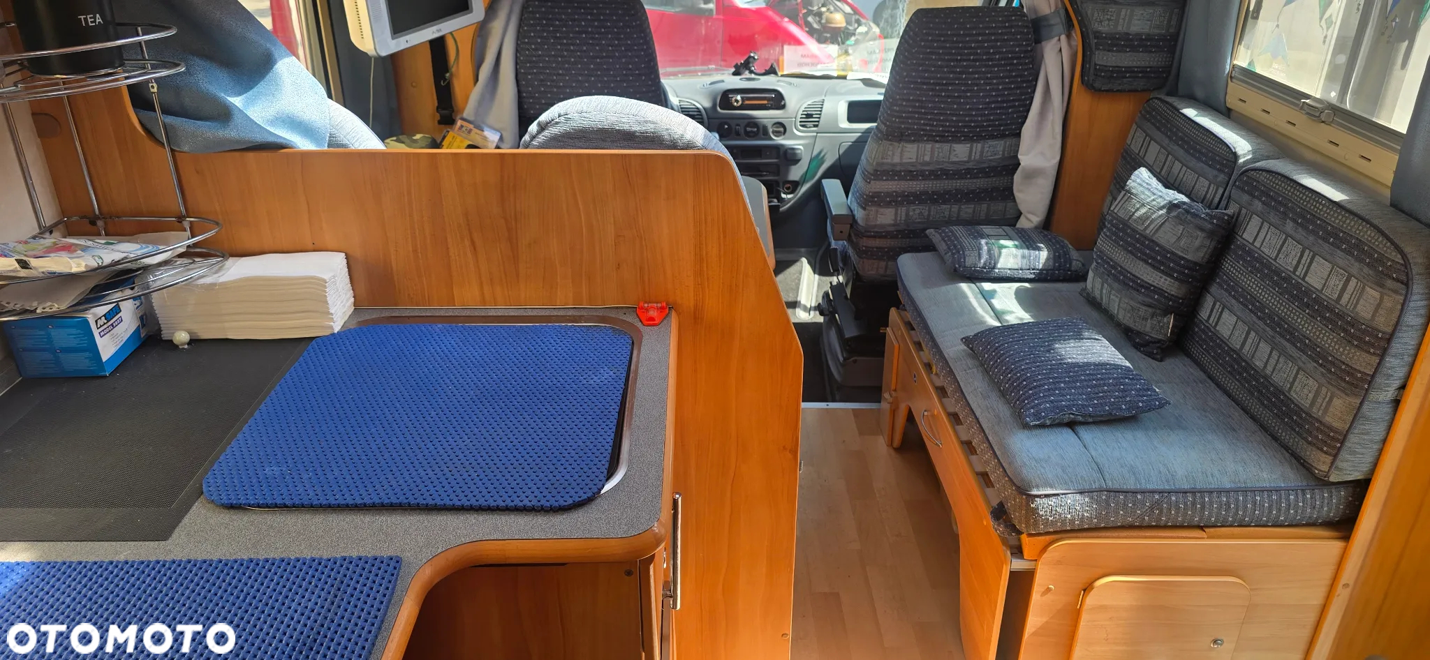 Mercedes-Benz Sprinter - 12