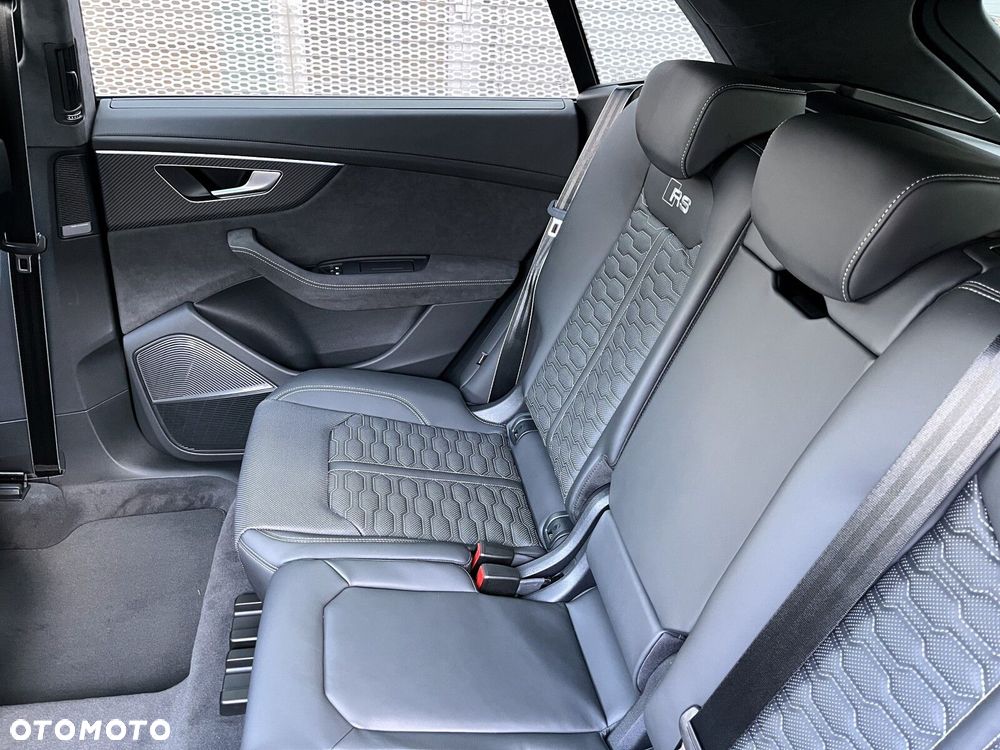 Audi RS Q8 - 19