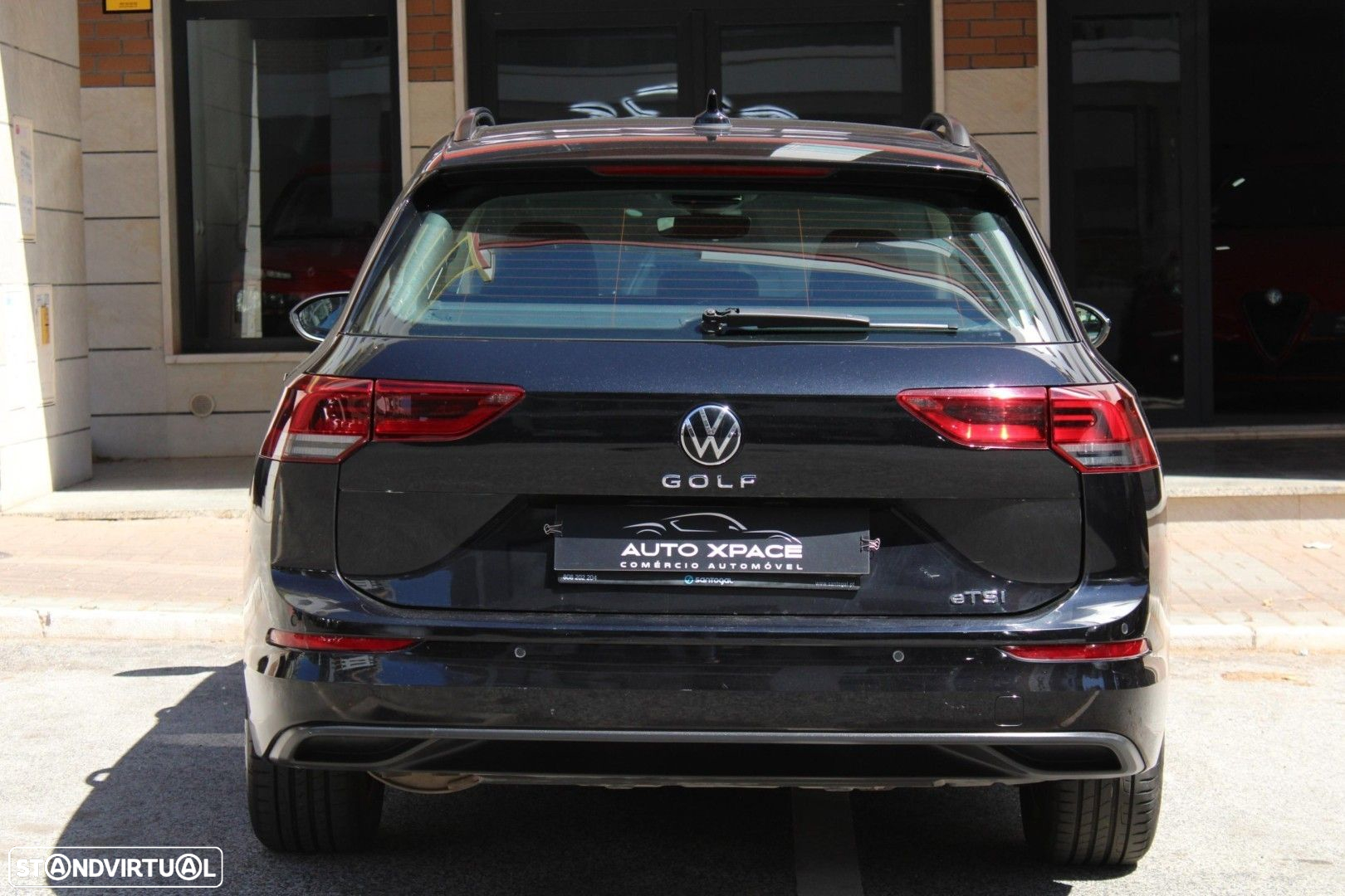 VW Golf Variant 1.5 eTSI Life DSG - 13