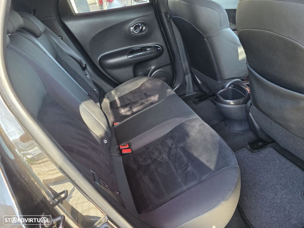 Nissan Juke 1.6 N-Connecta Xtronic - 17