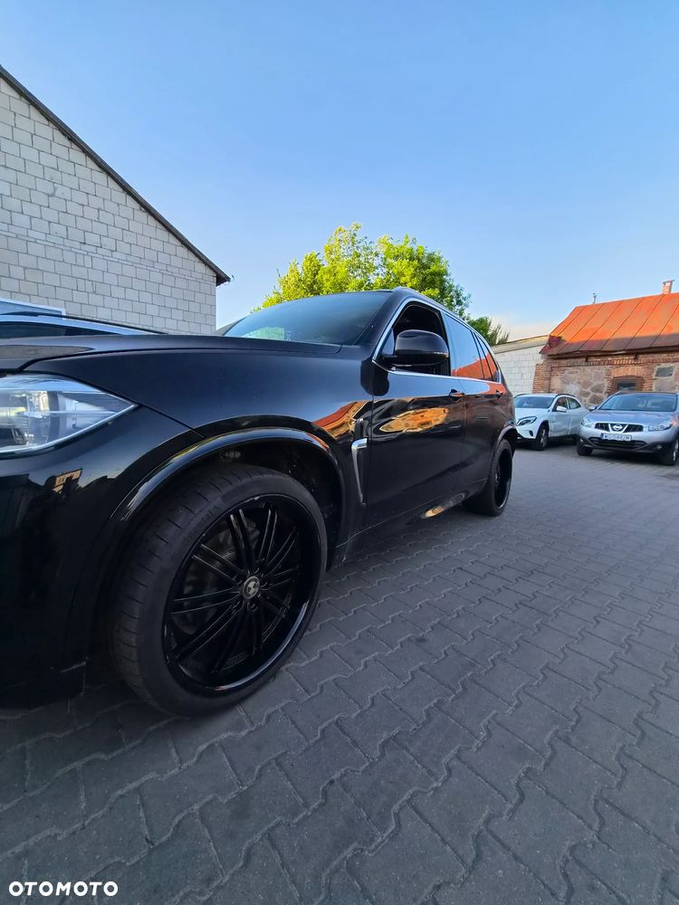 BMW X5 xDrive40d - 15