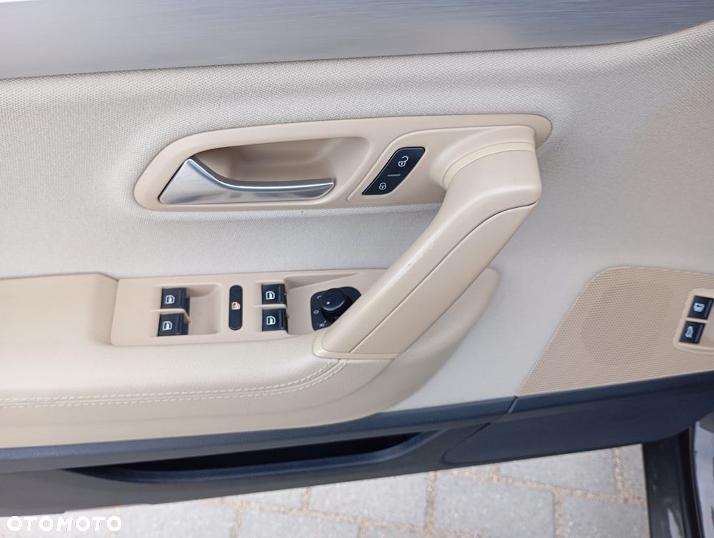 Volkswagen CC 2.0 TDI DPF BMT - 19