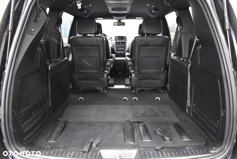 Dodge Grand Caravan 3.6 R/T - 11