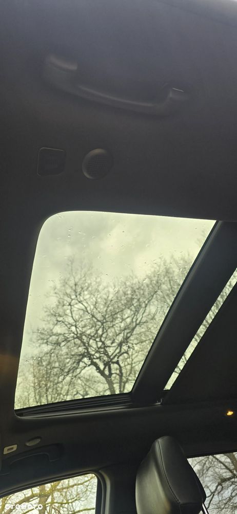 Jeep Grand Cherokee - 27