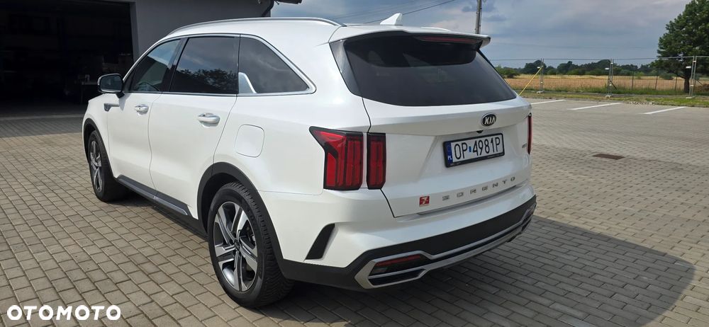 Kia Sorento - 4