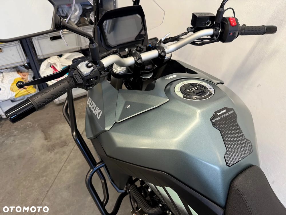 Suzuki V-STROM - 21